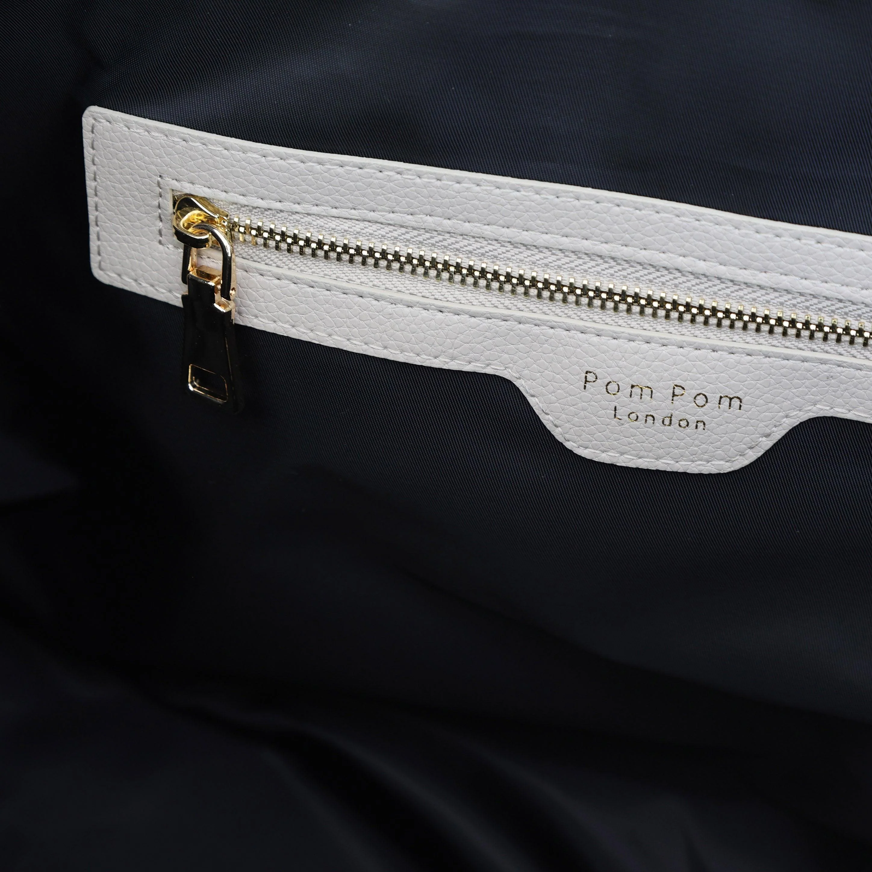 Weekend Bag Stone - Image 7