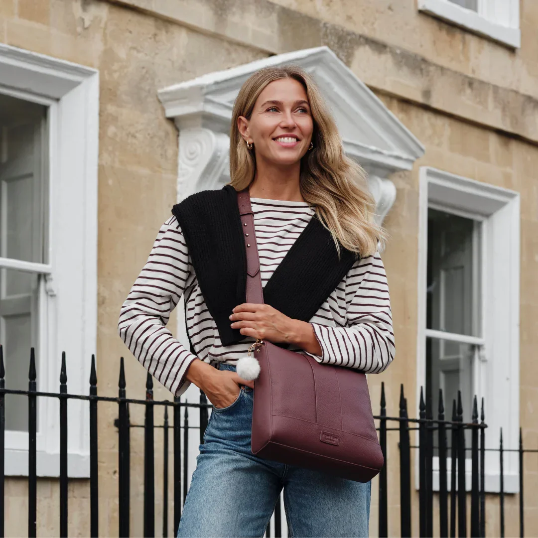 Westminster Bag Deep Burgundy & Accessories - Image 4